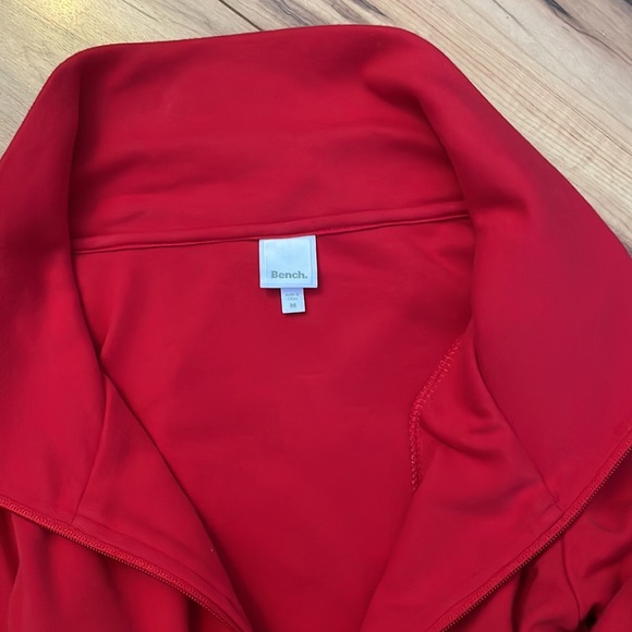 Bench Sweater - Picture 7 of 8